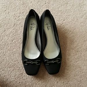 Women's dress shoes size 10
